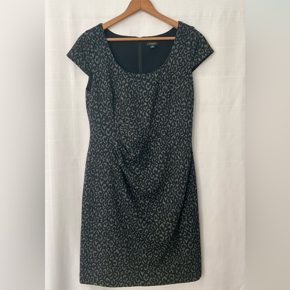 Ann Taylor Black and Gray Patterned dress